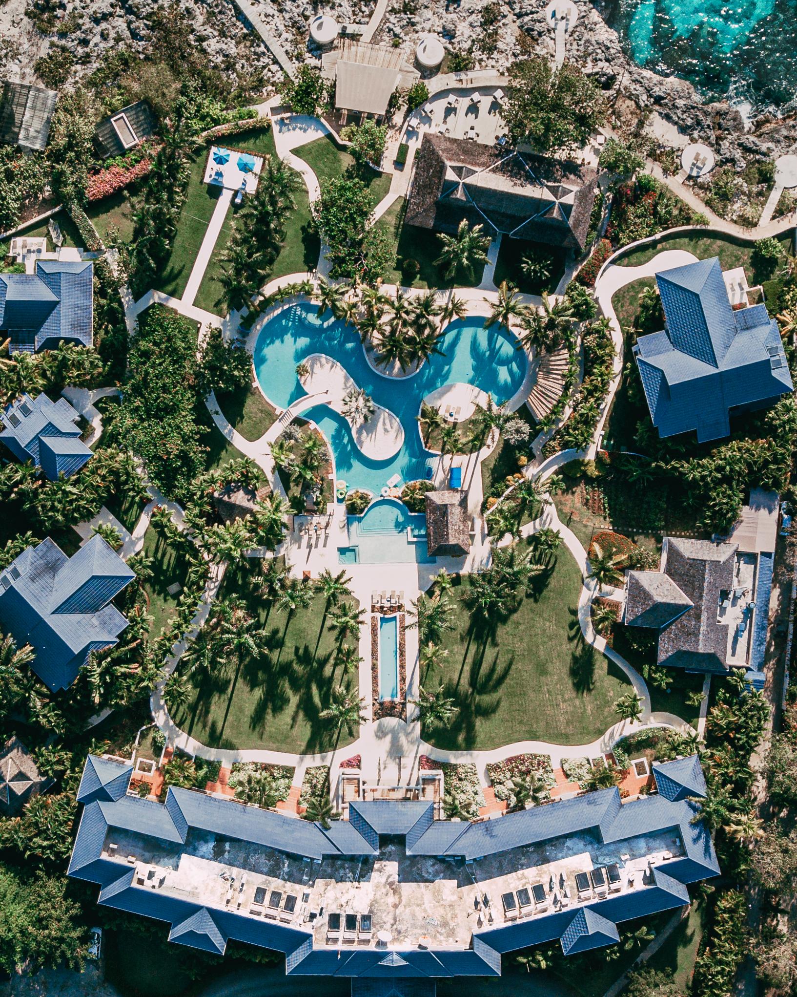 The Cliff Hotel 4*