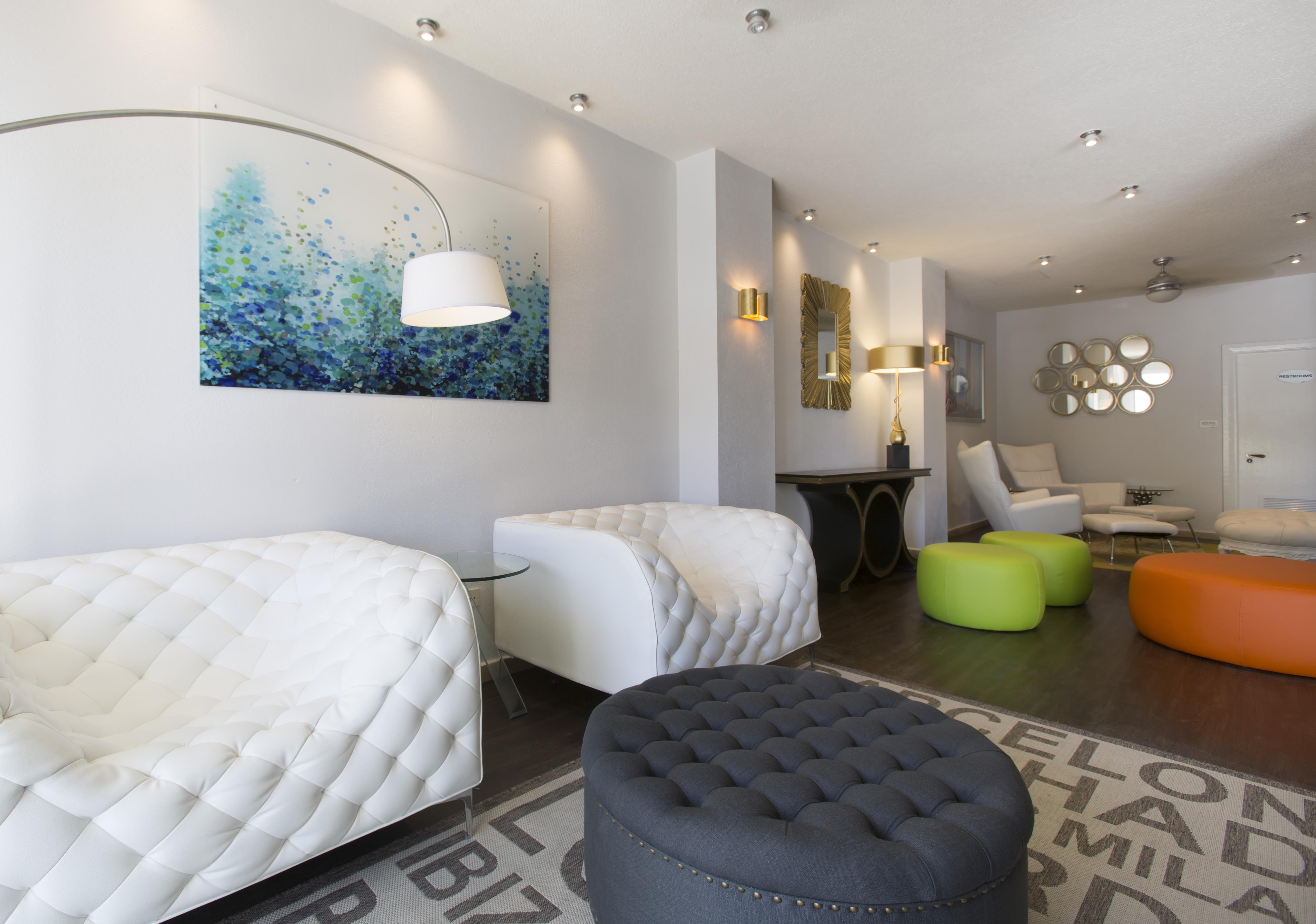 Hotel South