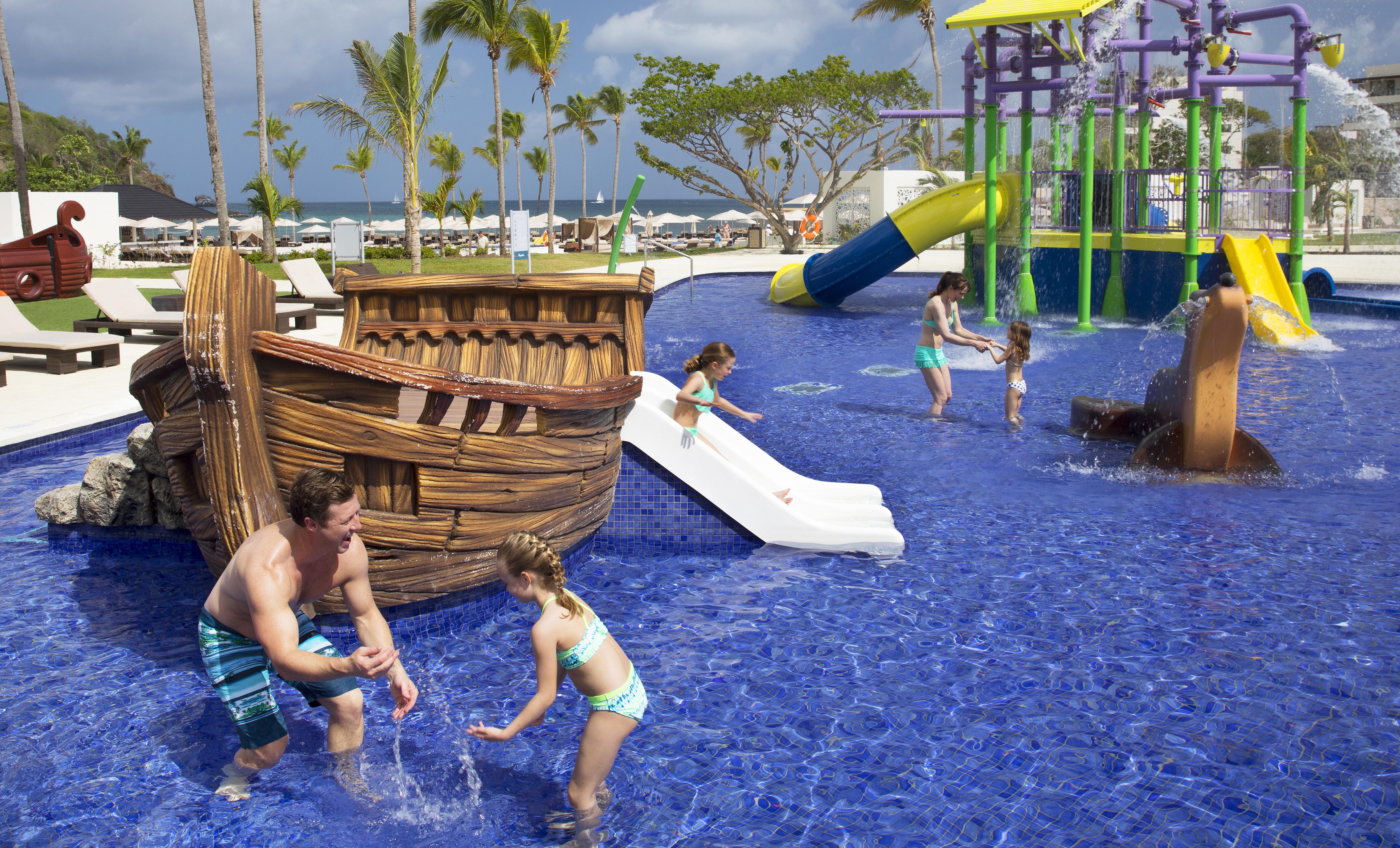 Royalton Saint Lucia, An Autograph Collection 5*