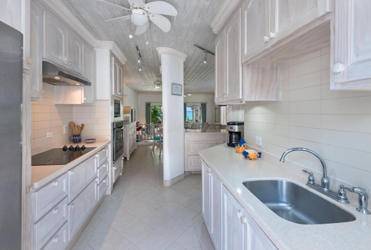 Villa Emerald Beach #1 Saint James