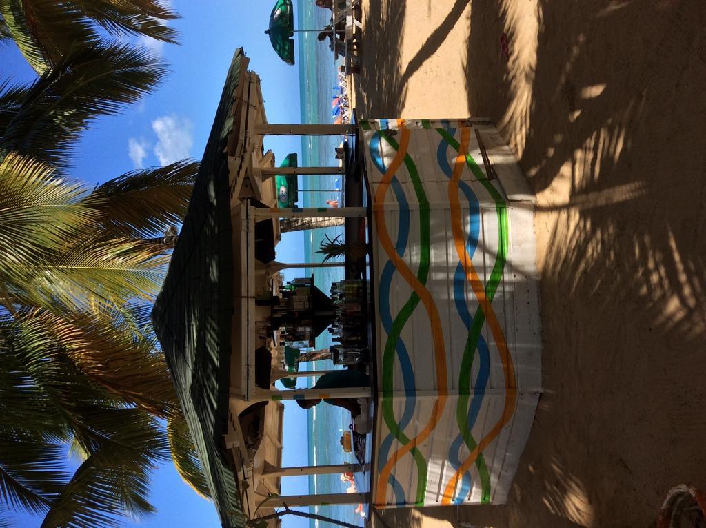 Las Cayenas Beach Hotel 3*