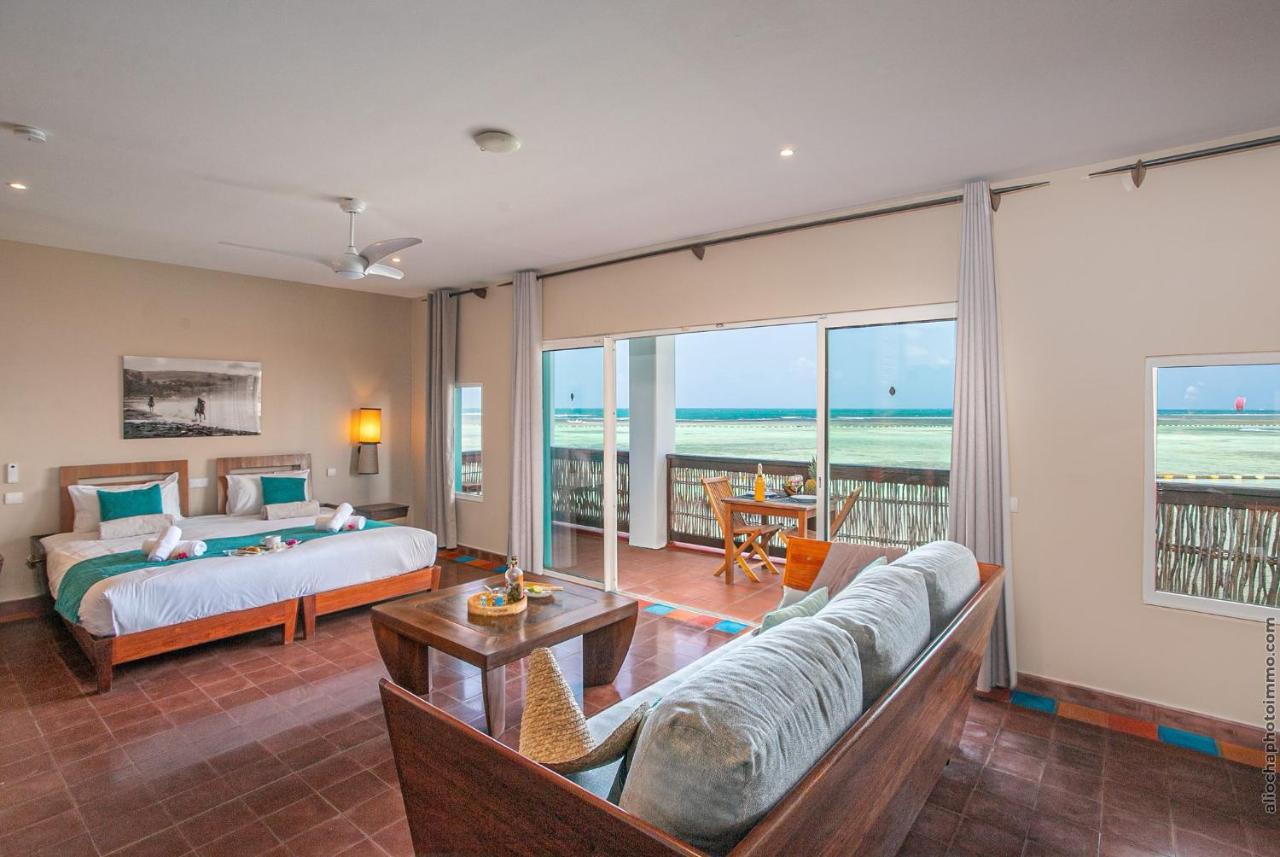 Les Du Lagon Hotel 5*