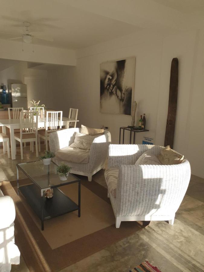 Apartment Kite &