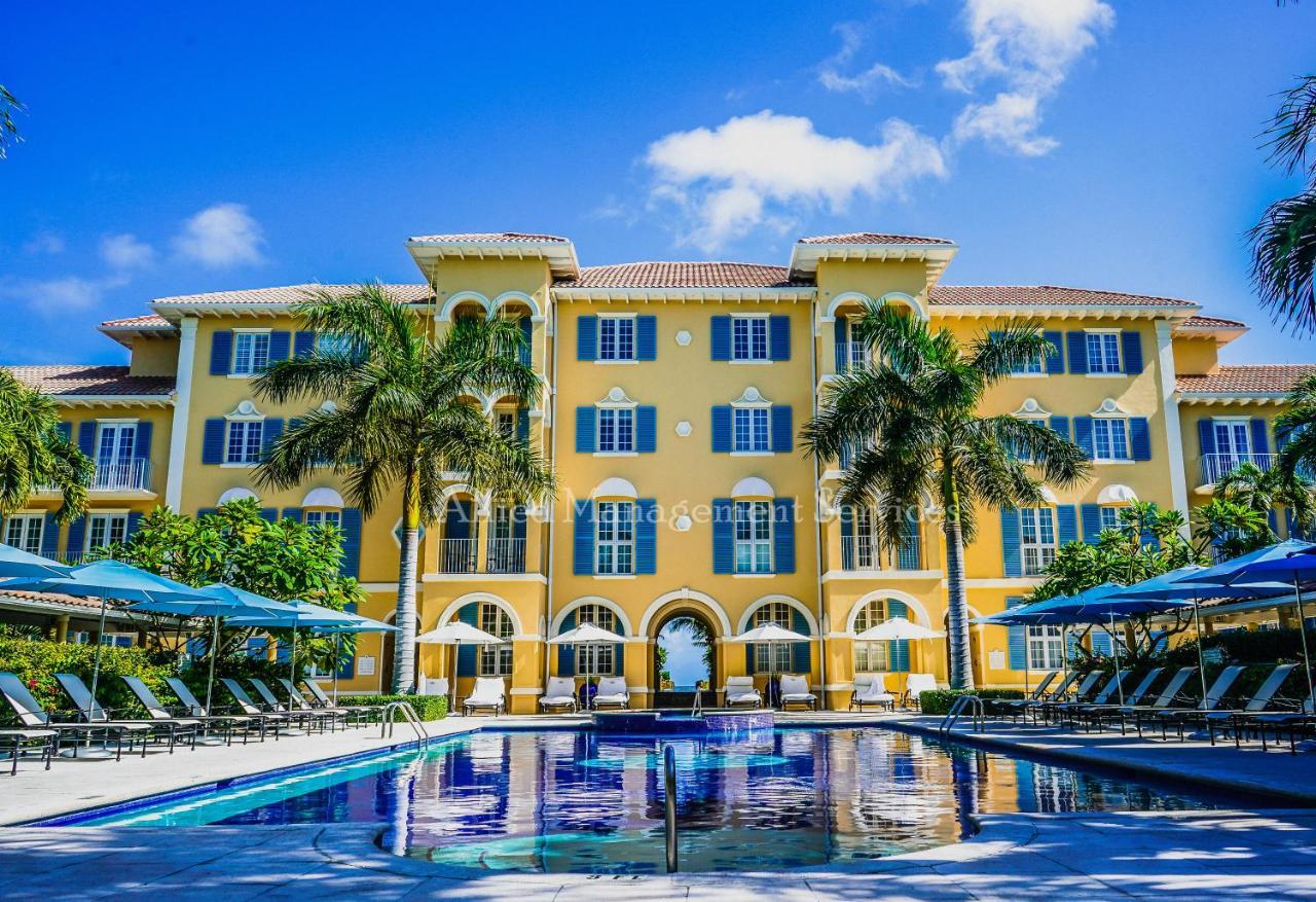 Hotel The Renaissance Providenciales