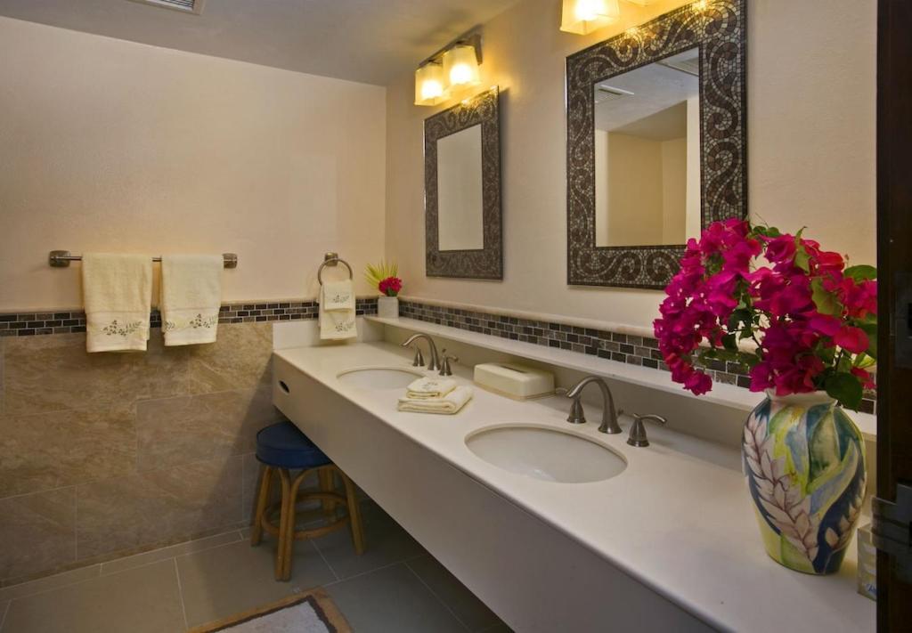 Sapphire Beachfront - Free Wi-fi - Save! *