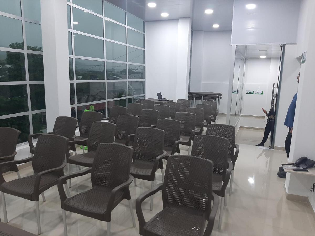 Hotel Sofia Hato Nuevo
