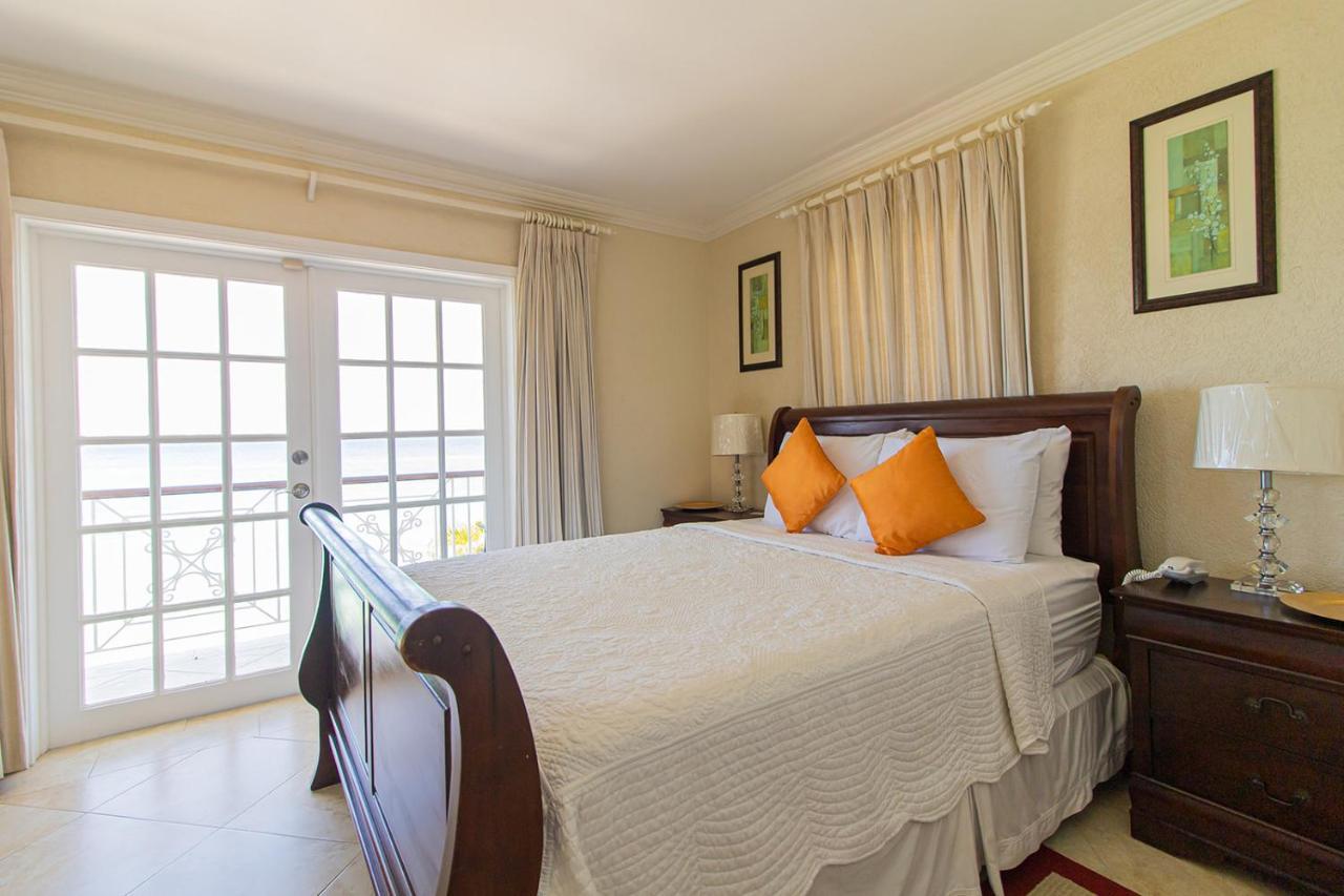Bianca Bay 3 Bedroom West Coast Front * Saint James