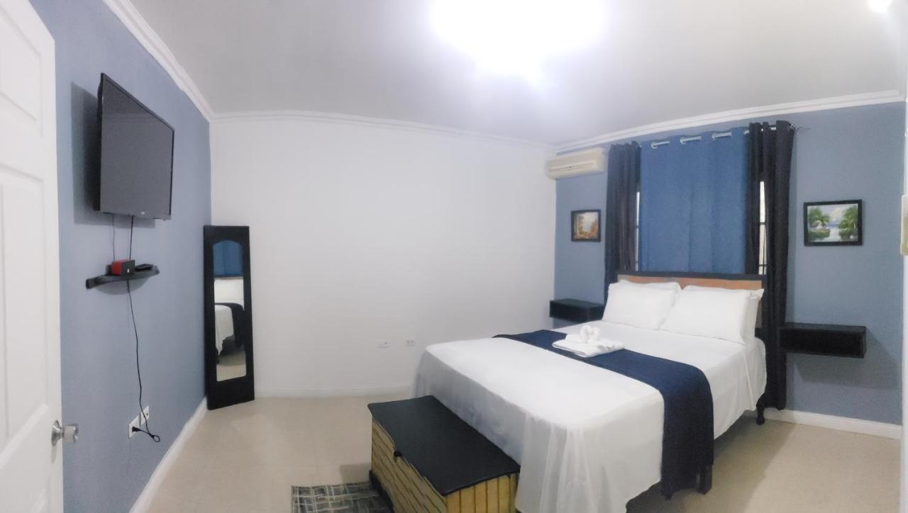 Comfortable & Secure Chateau * Kingston