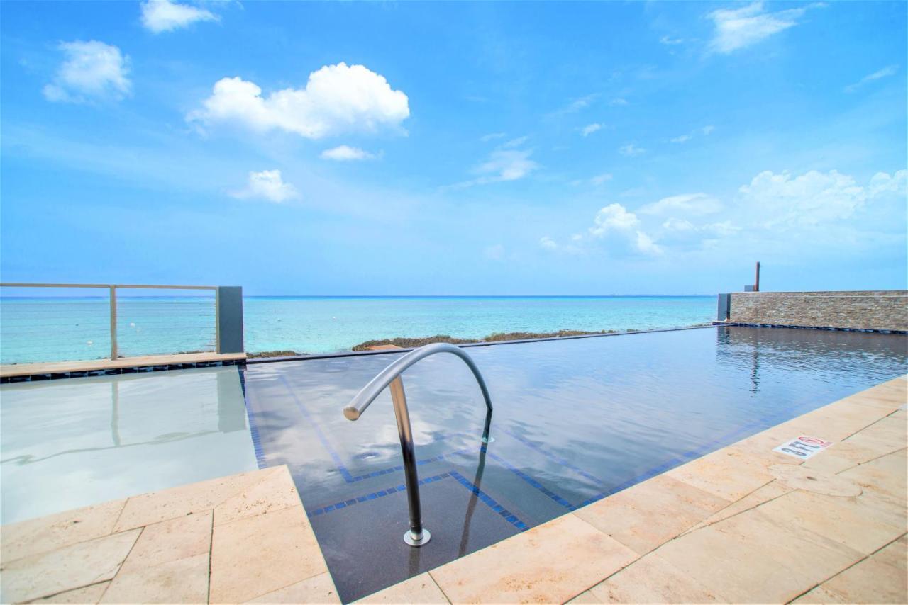 Lighthouse Point Residences Apartment *