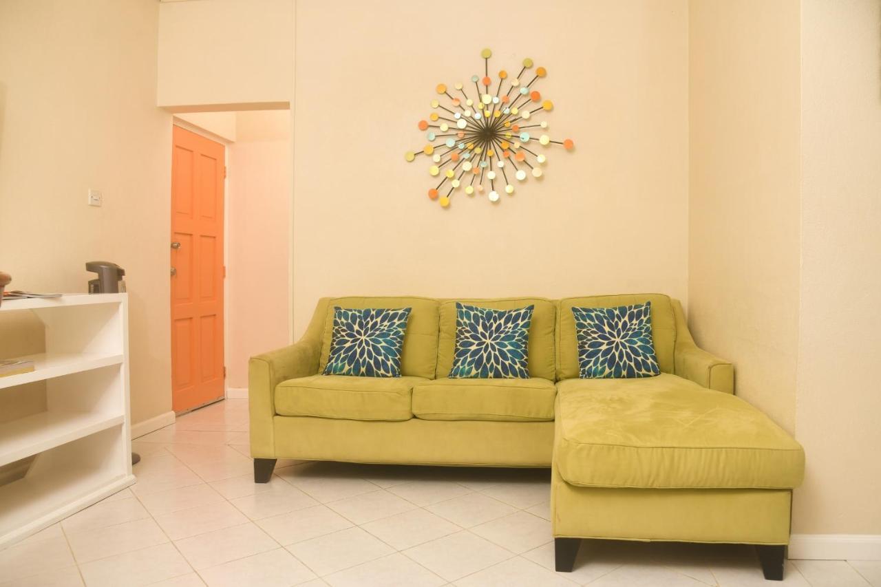 Melbourne Guest house 3*