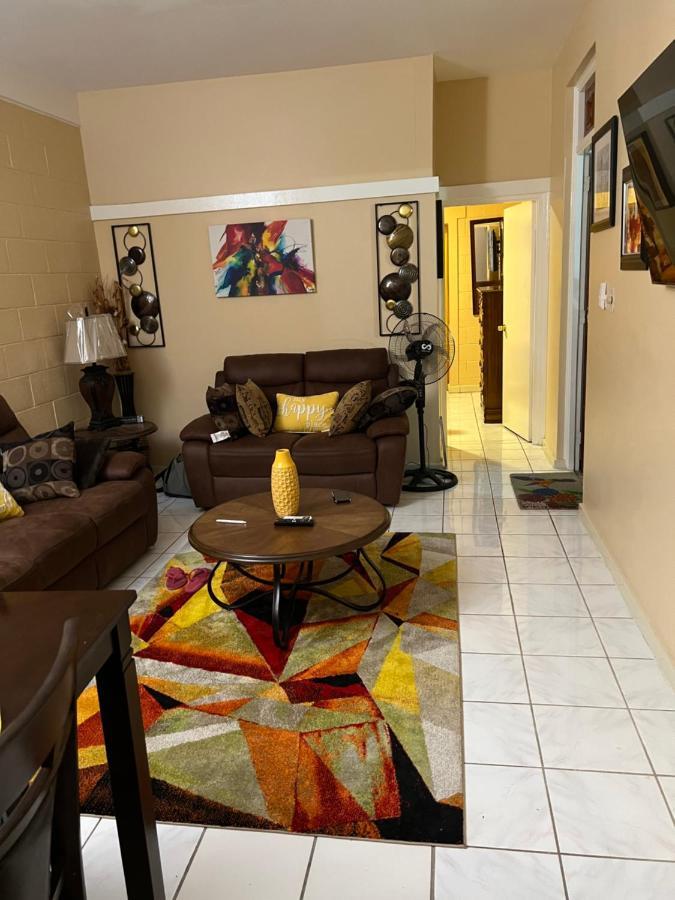 Apartment Lovely Modern 1bedroom Overlooking Carribean Sea. Ocho Rios