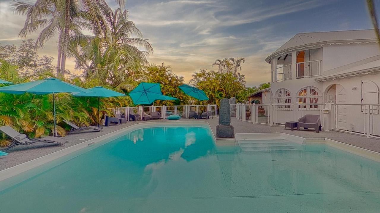 Lord Domaine - Piscine & - Bar & Lounge - Restaurant Gastronomique * Lamentin