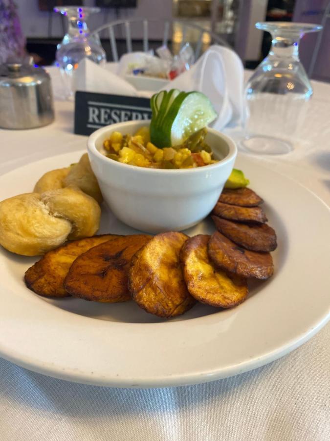 Jamaica Palace Hotel 3*