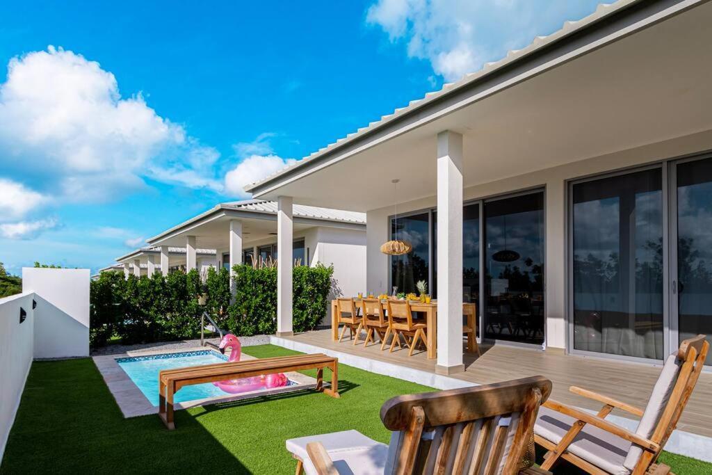 Villa 3 Bdrm 2 Bath With Private Pool- Azure Residences Palm Beach