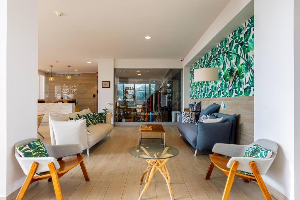 3 Bdrm 2 Bath With Private Pool- Azure Residences Villa Palm Beach