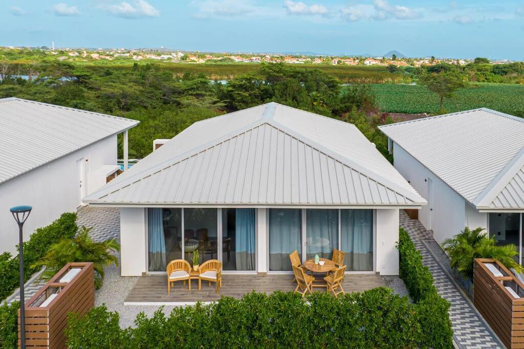 Villa 3 Bdrm 2 Bath With Private Pool- Azure Residences