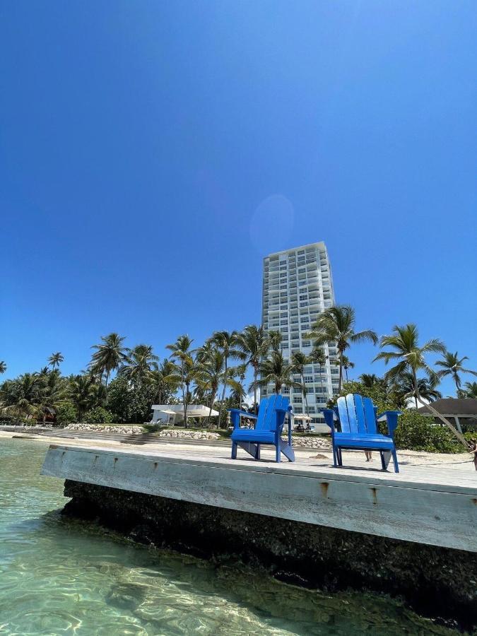 Aquarella Beachfront 2br Sunset *
