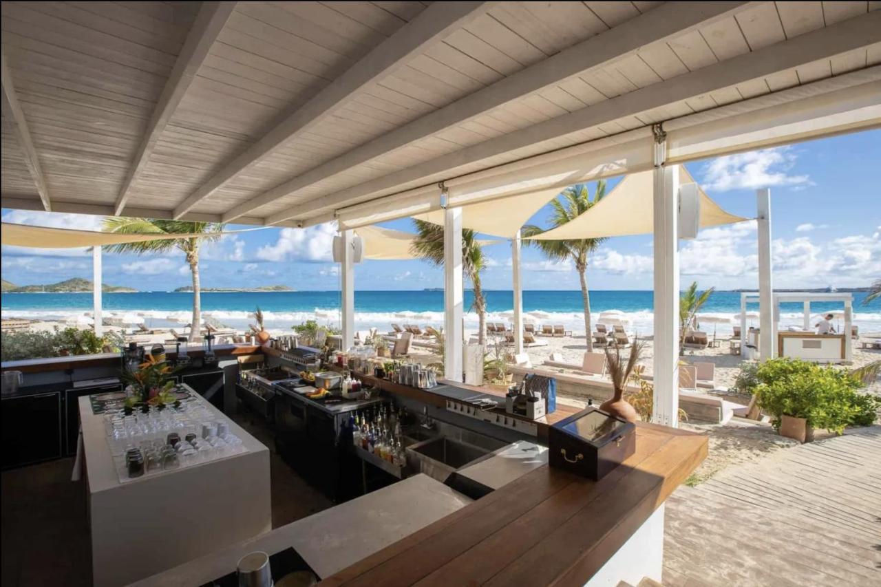 Front Line Unit 520 Ft2 - 48 M2, On Second Floor, Stunning Ocean View Apartamento *