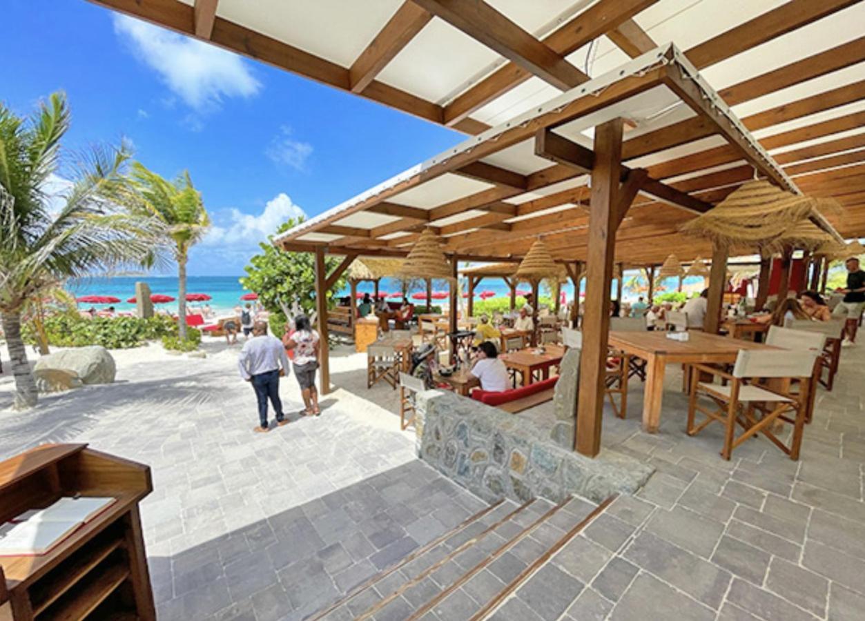 Front Line Unit 520 Ft2 - 48 M2, On Second Floor, Stunning Ocean View *