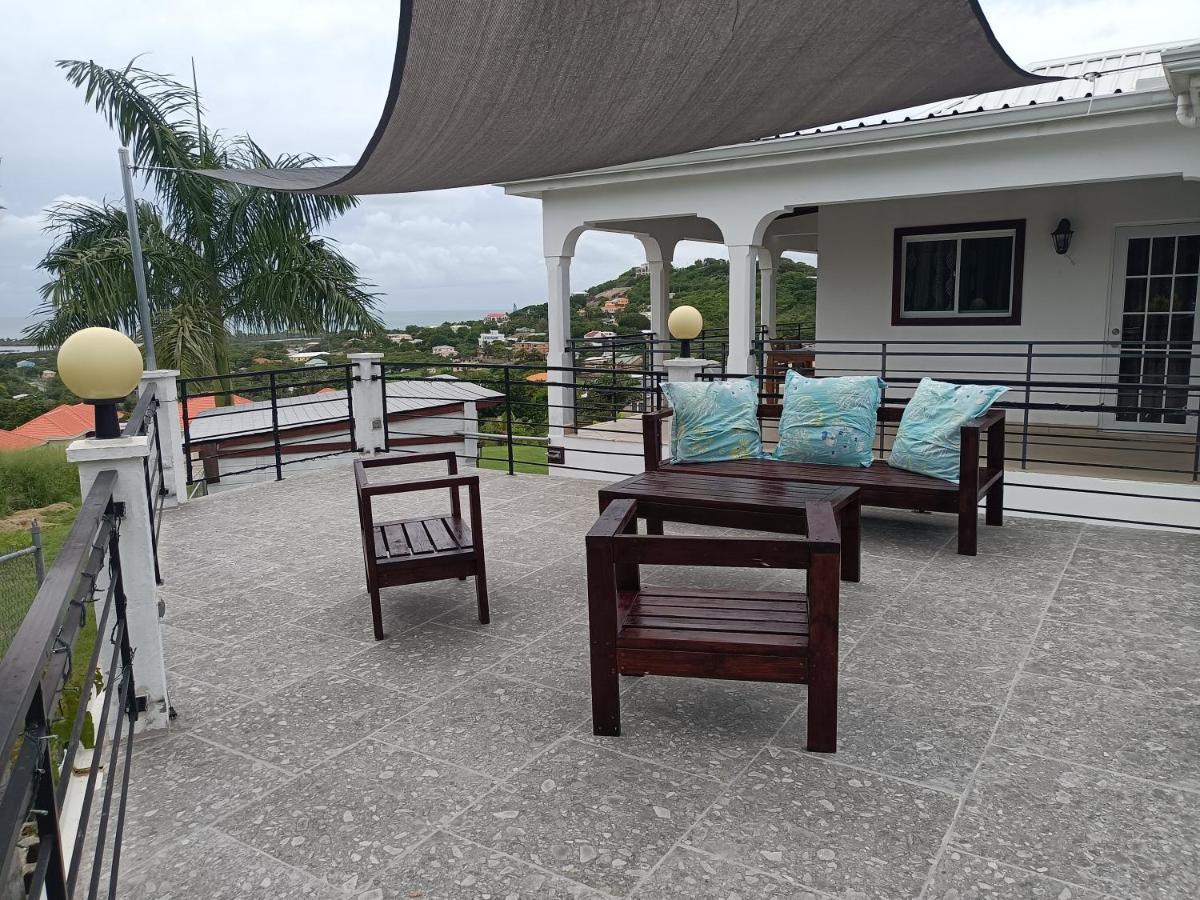 Belvedere * Dickenson Bay