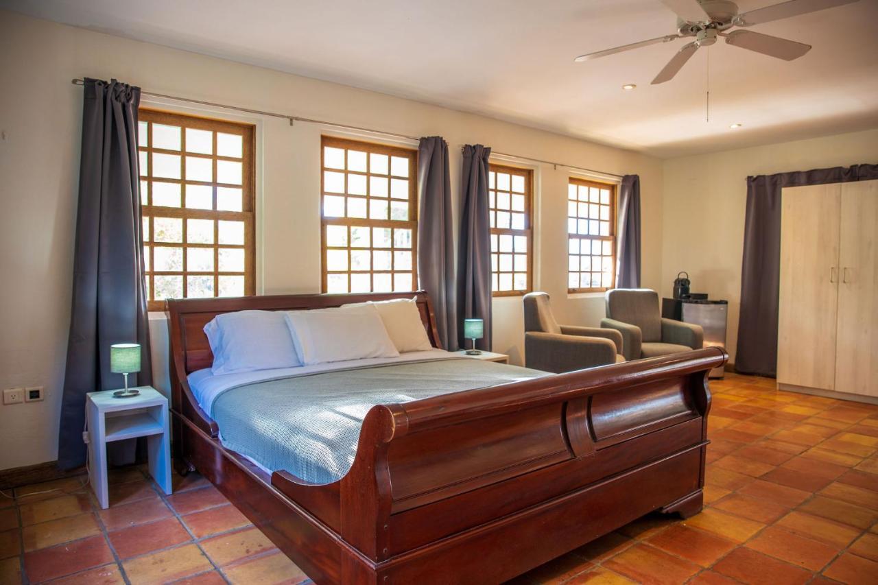 Quill Gardens Boutique Hotel