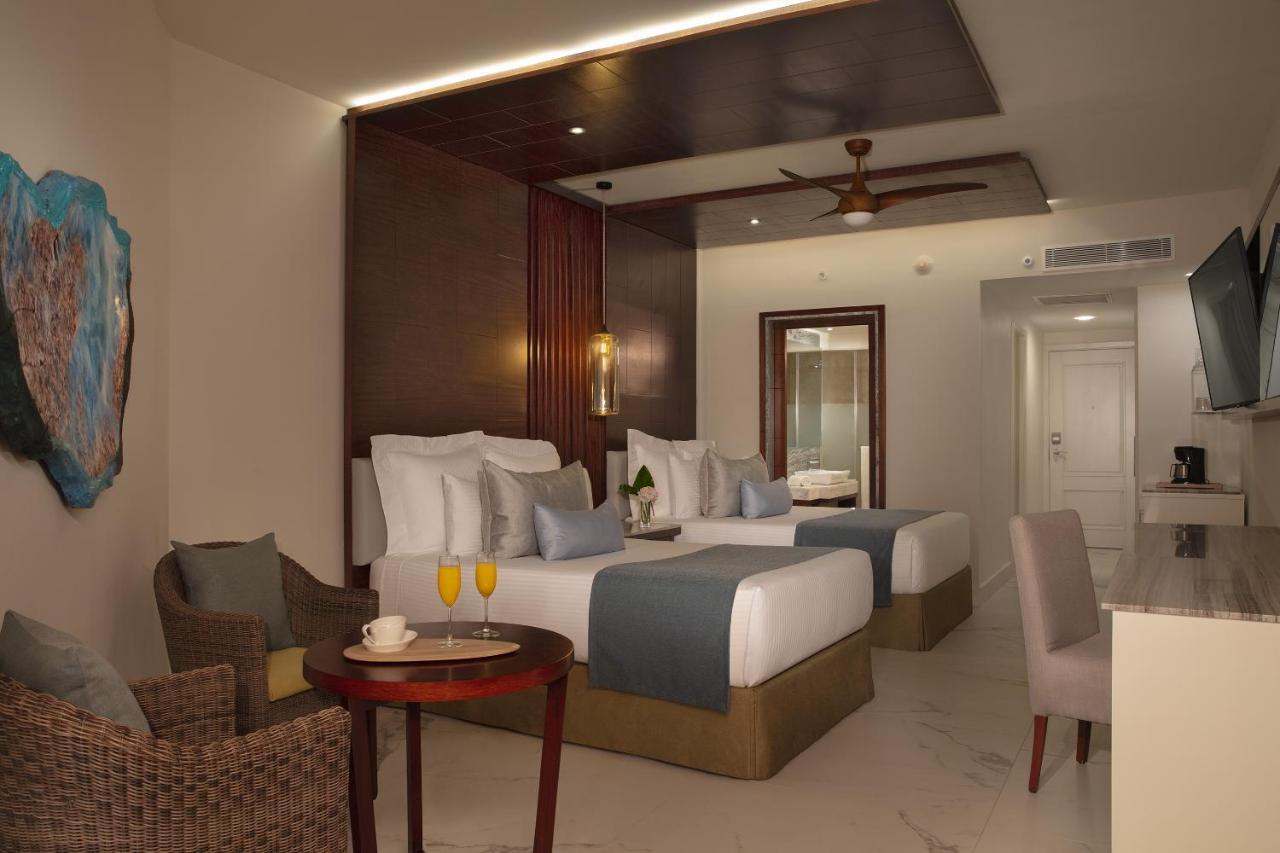 Resort Secrets Royal (adults Only)