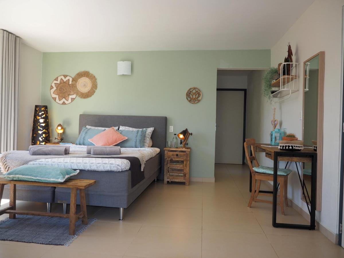 Oasis Guesthouse, Boutique Style Guest house 3*