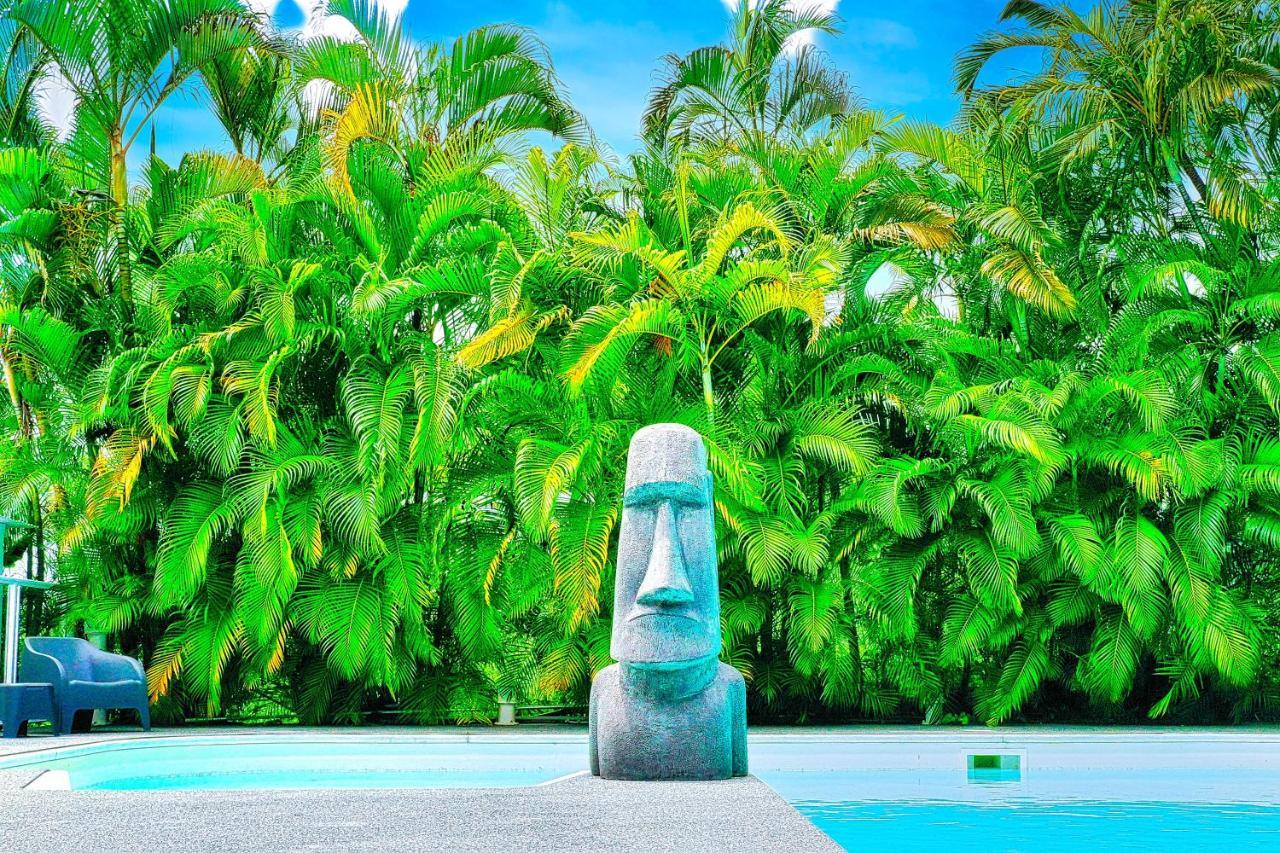 Lord Domaine - Piscine & - Bar & Lounge - Restaurant Gastronomique * Lamentin