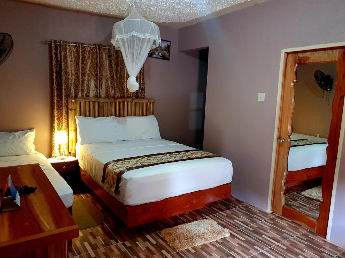 Bed & Breakfast Mesmerize