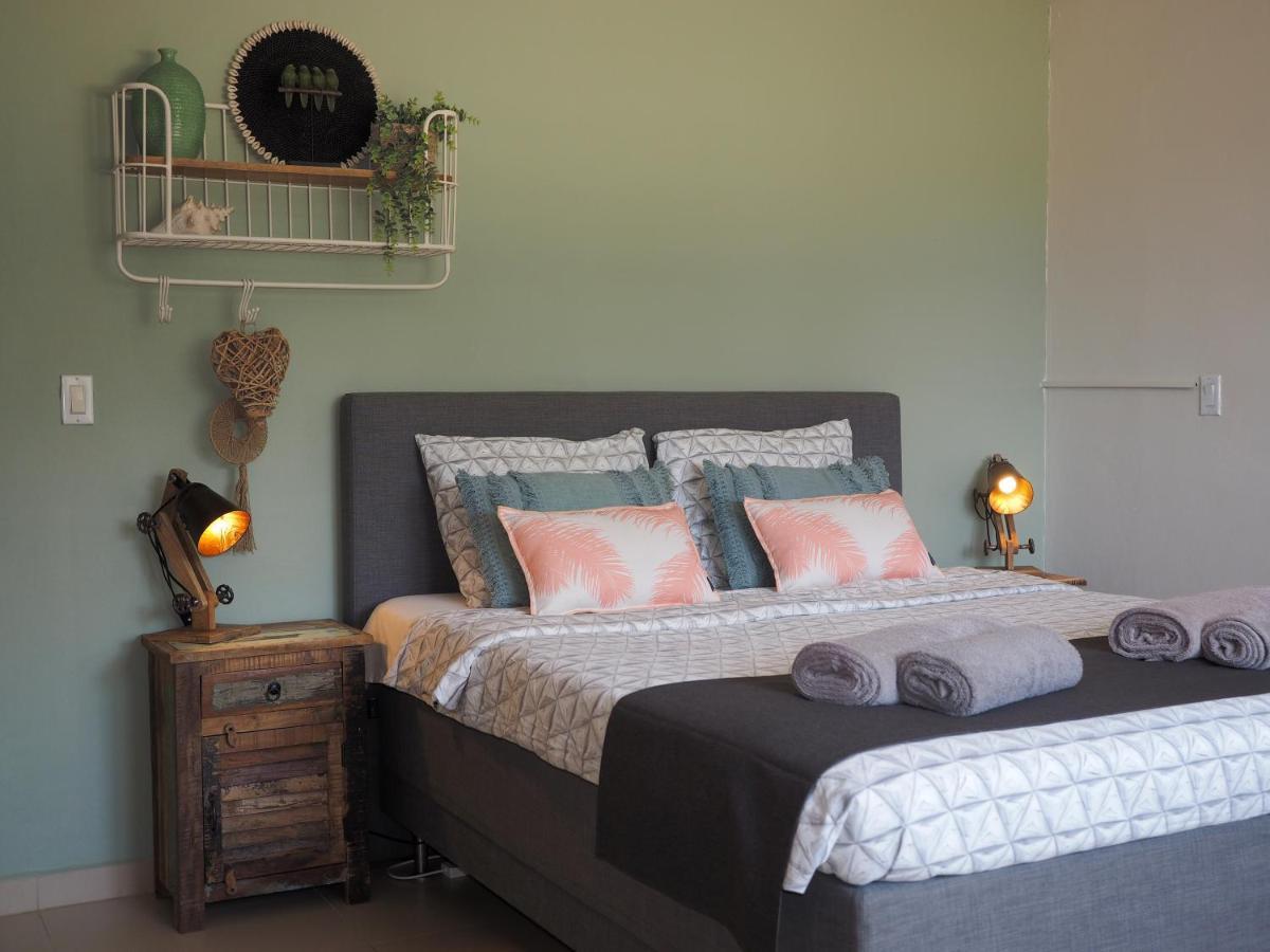 Guest house Oasis Guesthouse, Boutique Style