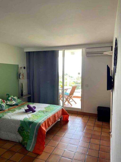 Apartment Paisible Avec Piscine, Pas Loin De La