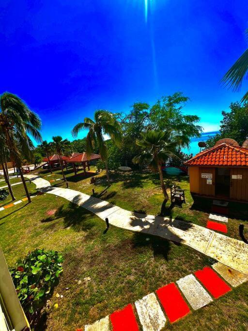 2-br Modern Oceanfront Steps From Playa Sucia