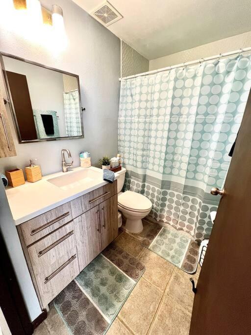 Apartment 2-br Modern Oceanfront Steps From Playa Sucia