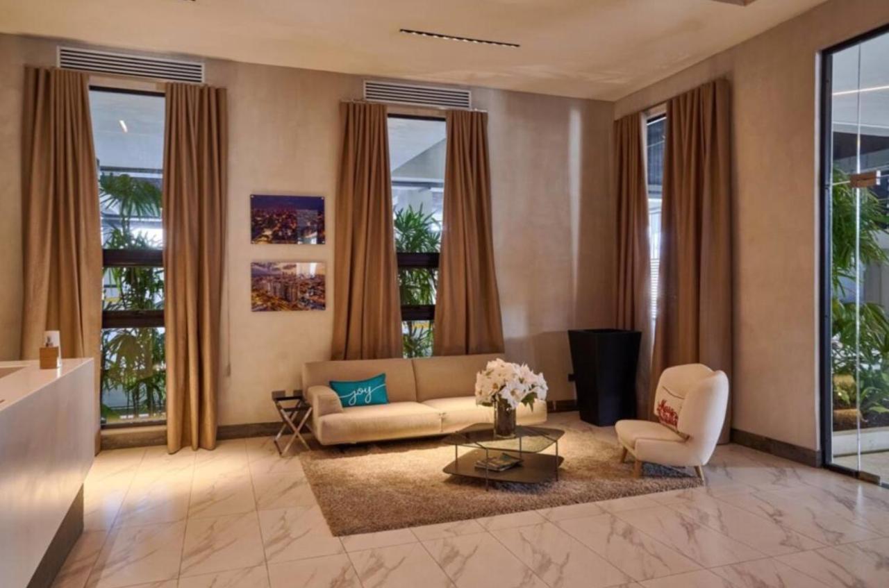 1br Luxury Jacuzzigym Mountains With Parking Lot