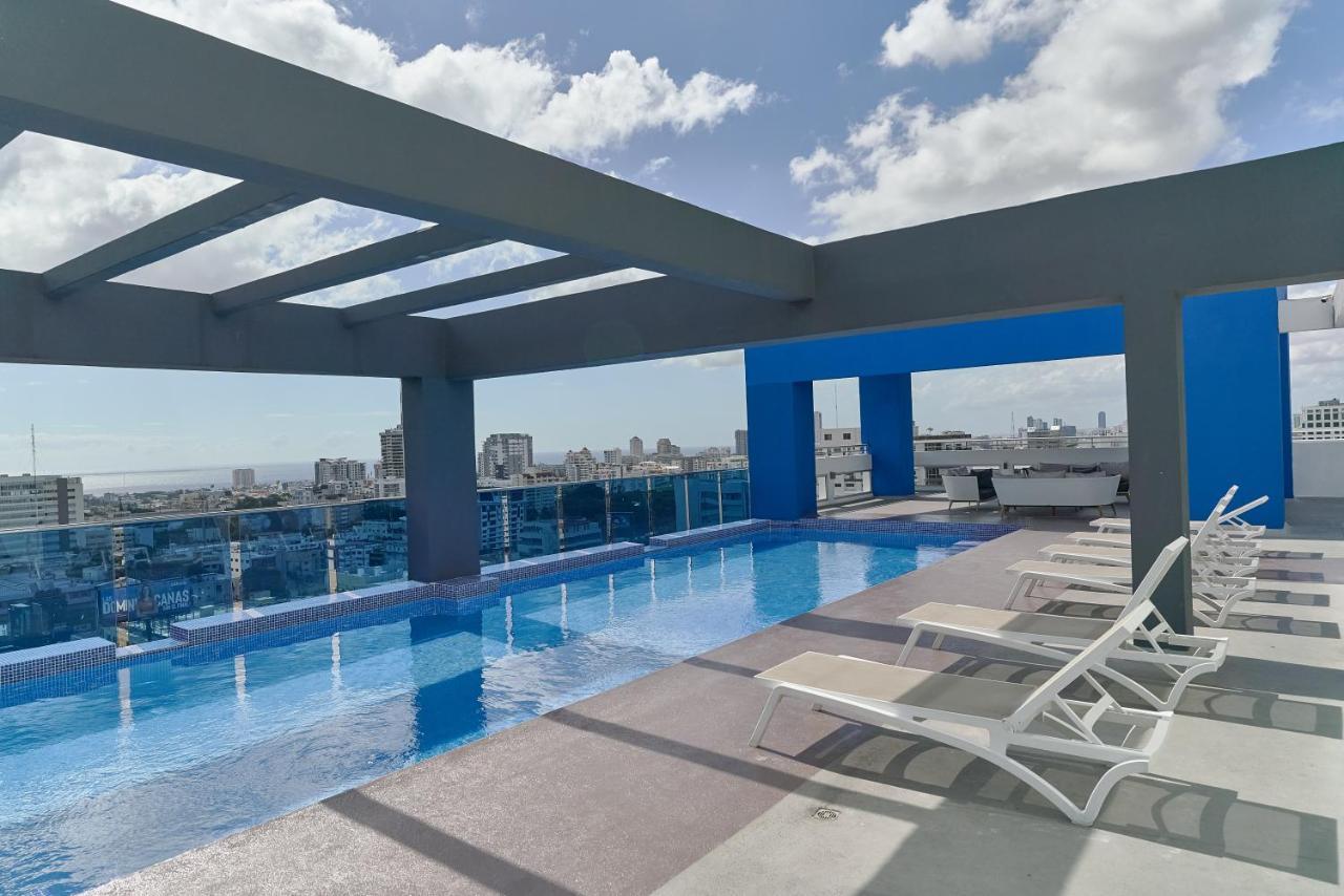 N1001 Downtown Apartment *