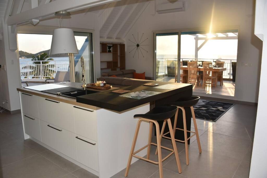Walee Penthouse By The Sea, 2 Bedrooms, Pool Grand Case