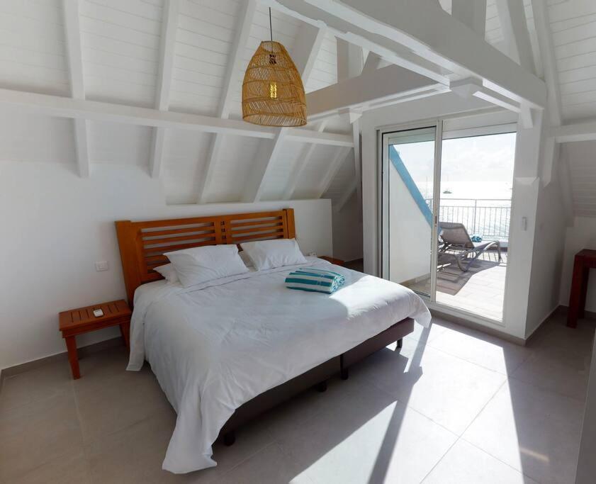 Apartment Walee Penthouse By The Sea, 2 Bedrooms, Pool Grand Case