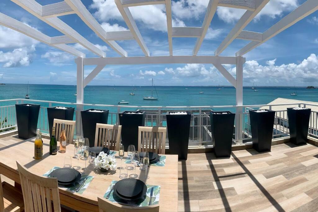 Walee Penthouse By The Sea, 2 Bedrooms, Pool Apartment Grand Case