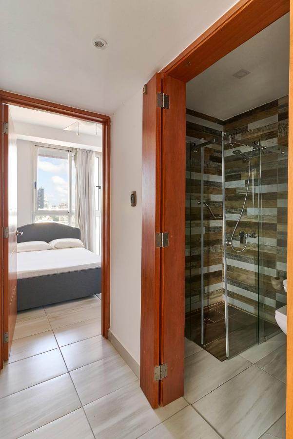 Apartment N1001 Downtown *
