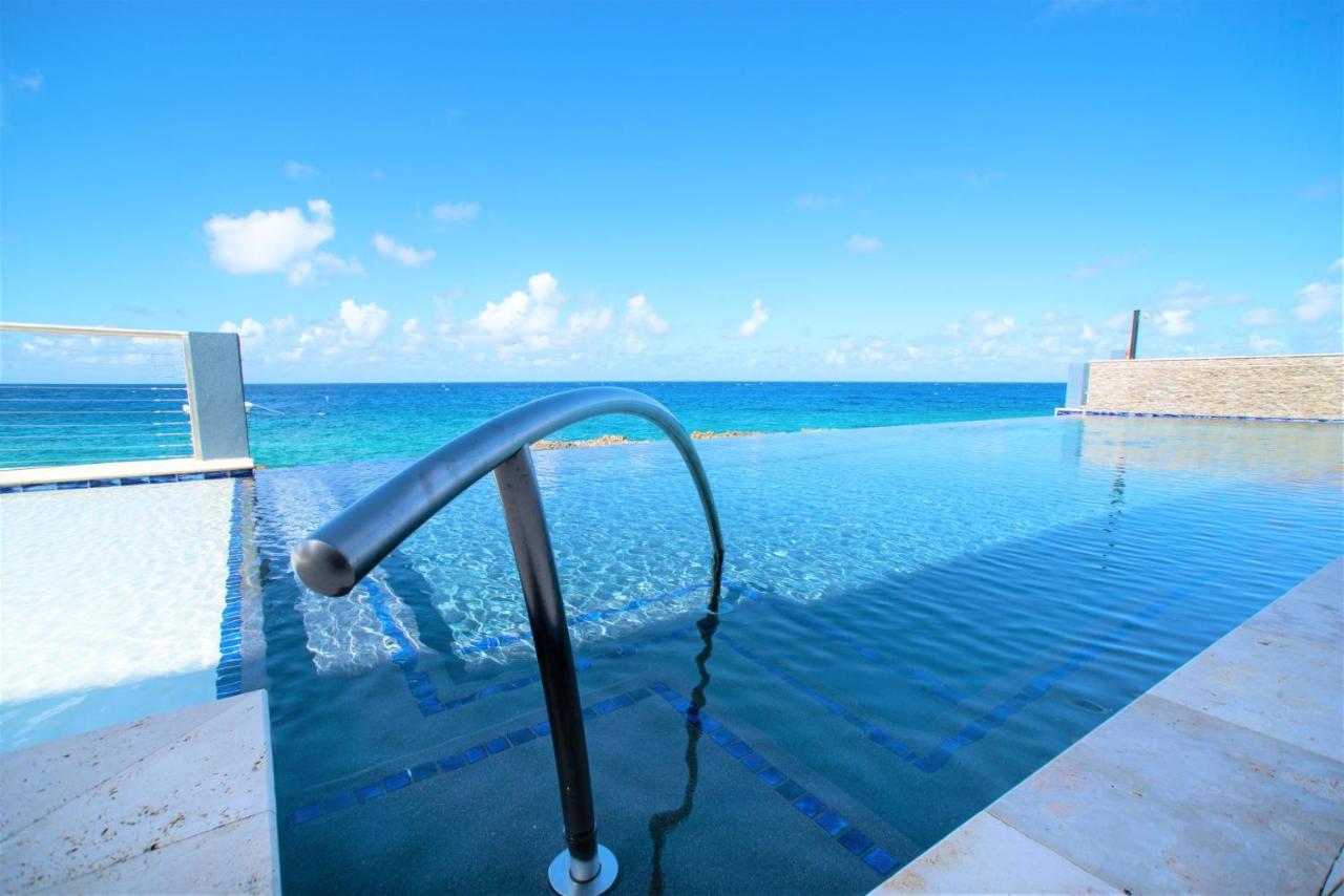 Lighthouse Point Residences West Bay