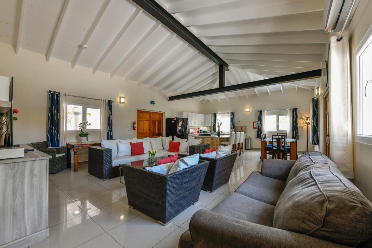 Swiss Paradise With Private Pool Pousada
