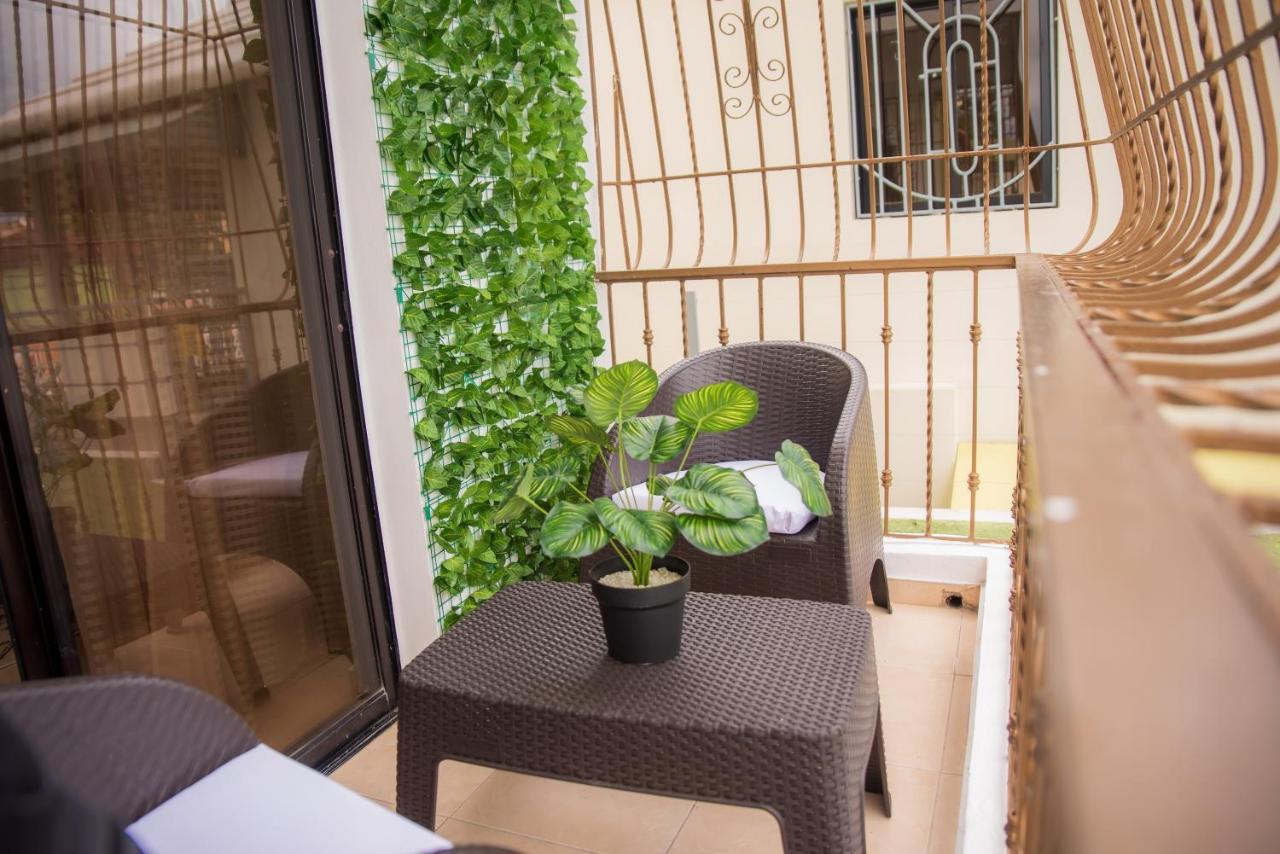 Apartment Luxury, Cozy Alma Rosa /15 Min Airport