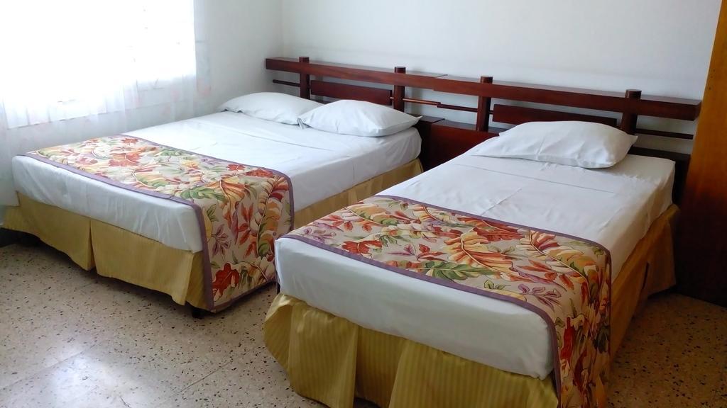 Palm View Hotel 2*