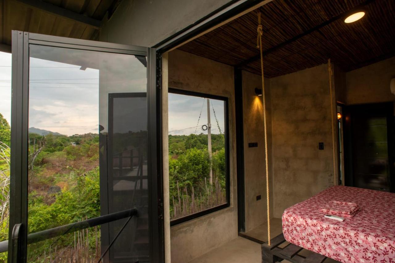 Laboomba Homestay Palomino