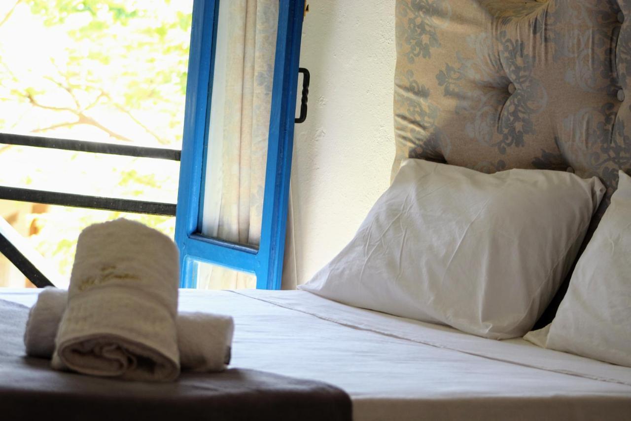 El Castillo Bed & Breakfast *