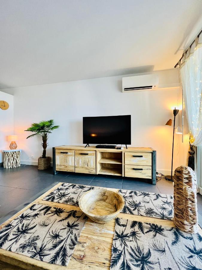 Pirate Of The Caribbean Sea View Apartment