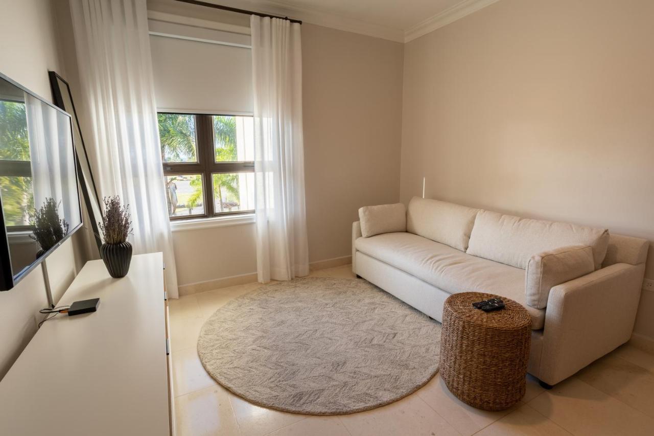 The Country Club Residences At Grand Reserve Apartment Rio Grande
