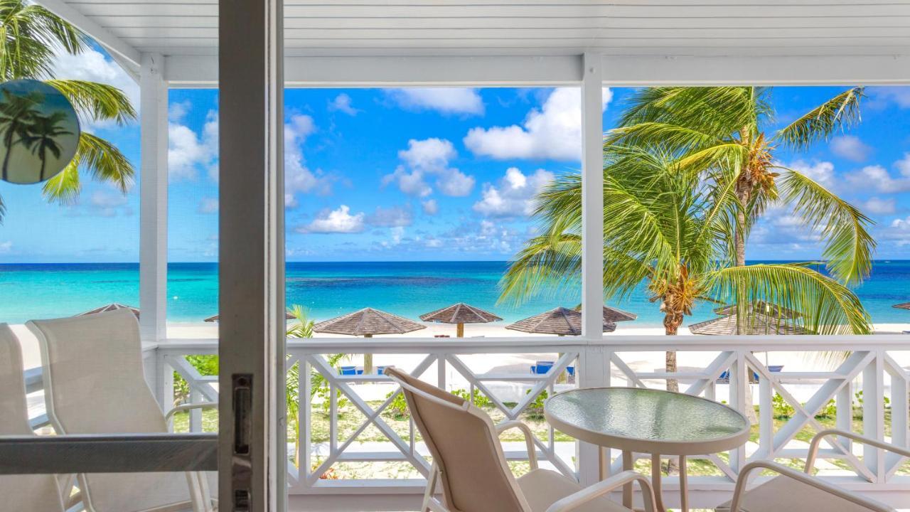 Shoal Bay 3*