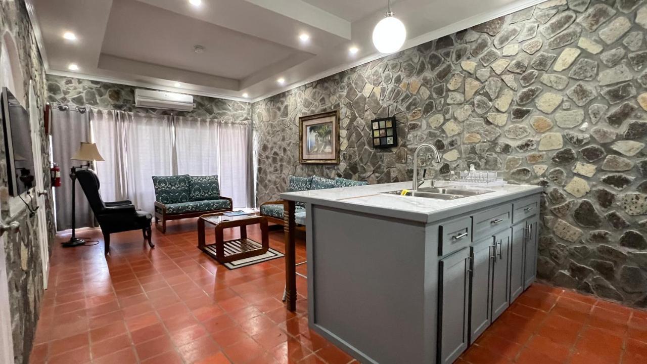 Hotel Stonetrail Arnos Vale