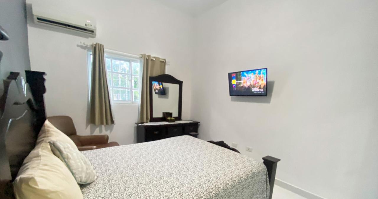 Quiet Apartment, 3 Minutes From The Beach, 24h Security, Excellent Internet